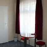 住宿加早餐酒店 Arany Kakas Fogado Petervasara