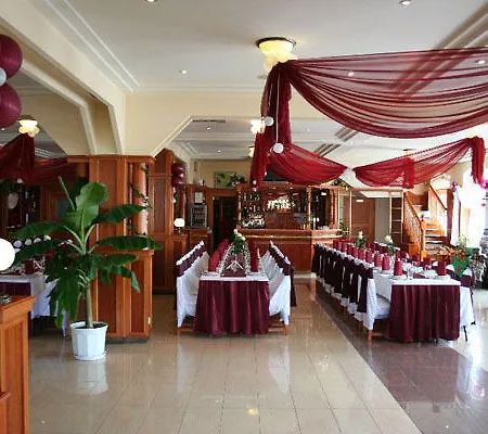 Bed & Breakfast Arany Kakas Fogado Petervasara